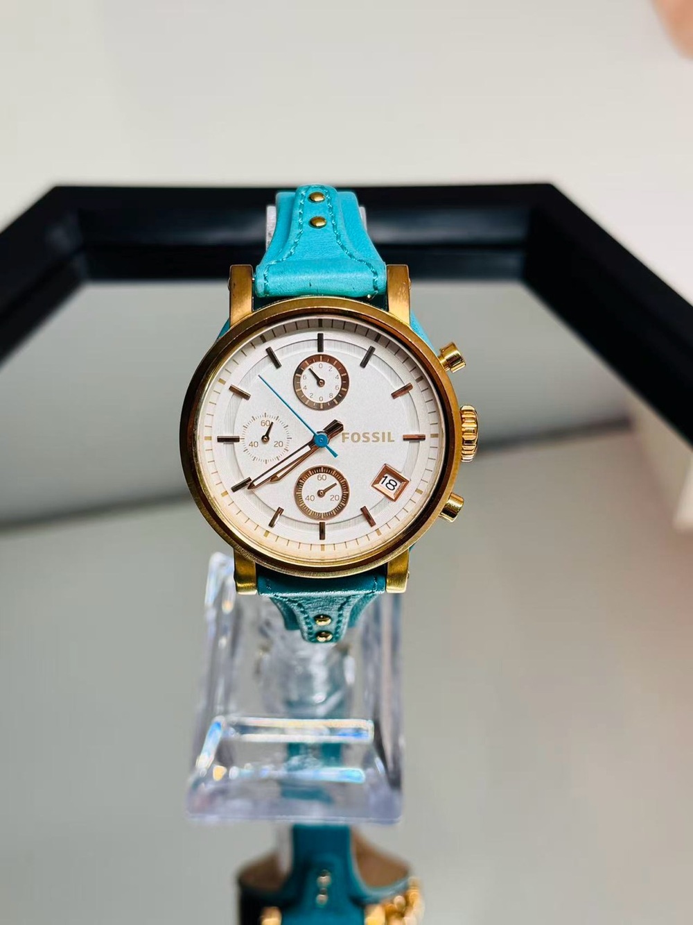 Fossil Women Quartz Chronograph Watch Gold Tone 38mm White Dial New Battery Runs